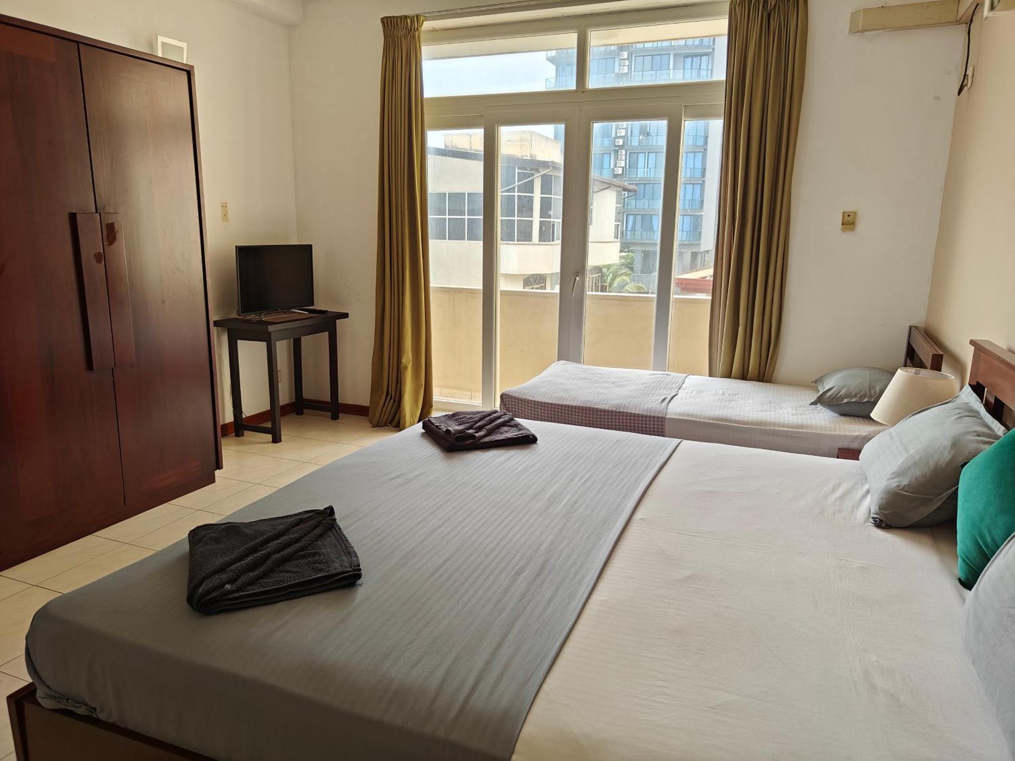 Palmyrah Residencies Hotel Colombo Luaran gambar
